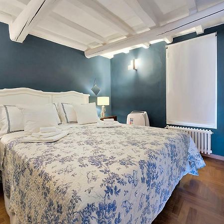 Lovely Mini Suite Firenze Bagian luar foto
