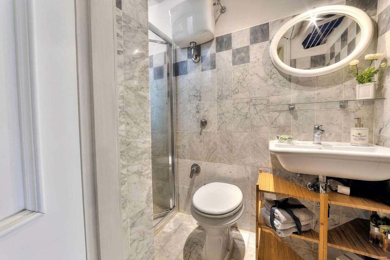 Lovely Mini Suite Firenze Bagian luar foto